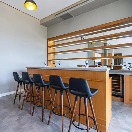 Toscana Yalikavak Sonsuz Havuz Lueks Villada Tatil Villa