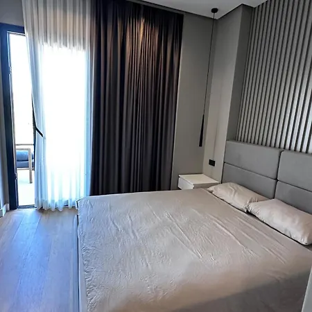 Toscana Yalikavak Sonsuz Havuz Lueks Villada Tatil וילה