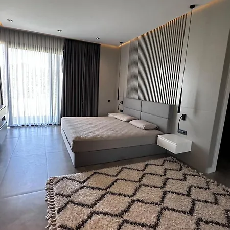 Villa Toscana Yalikavak Sonsuz Havuz Lueks Villada Tatil *