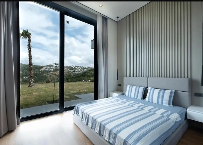 Toscana Yalikavak Sonsuz Havuz Lueks Villada Tatil Bodrum