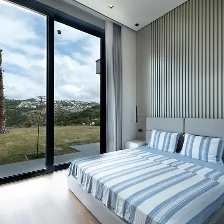 Toscana Yalıkavak Sonsuz Havuz Lüks Villada Tatil